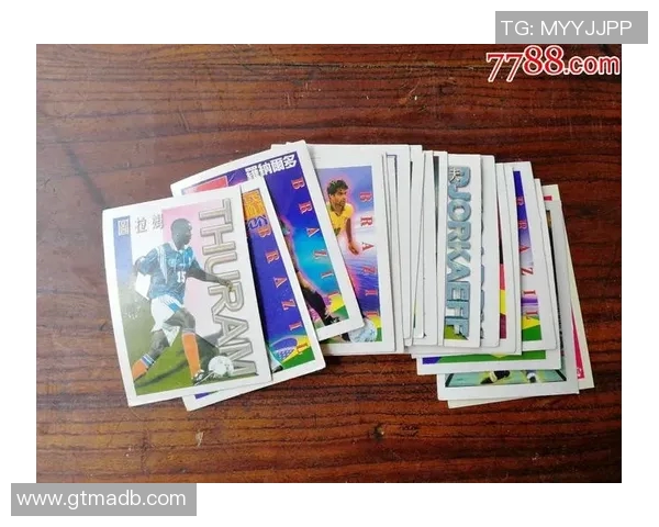 足球星卡组队新玩法：打造最强球员阵容，挑战极限竞技对抗